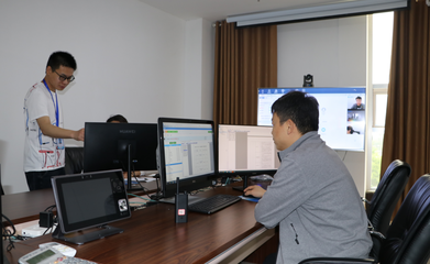 房縣公共資源交易中心 周末‘不打烊’，服務‘全天候’